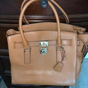 Michael Kors Tote